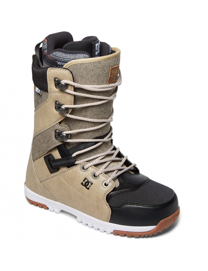 dc mutiny snowboard boots